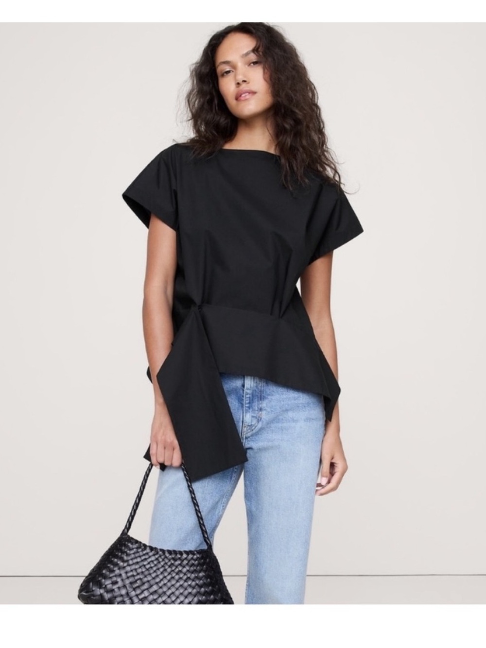 Banana Republic Classy Black Top Sz XS
Classy / Trendy